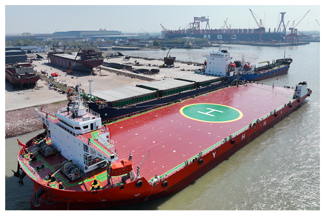 03.新型LCTバージ展示-4