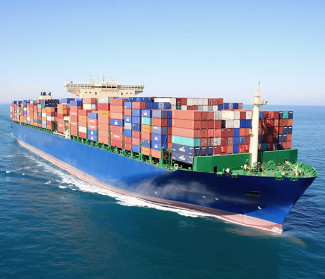 大型コンテナ船